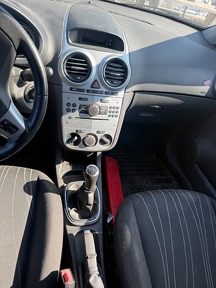 Opel Corsa 7 of 8