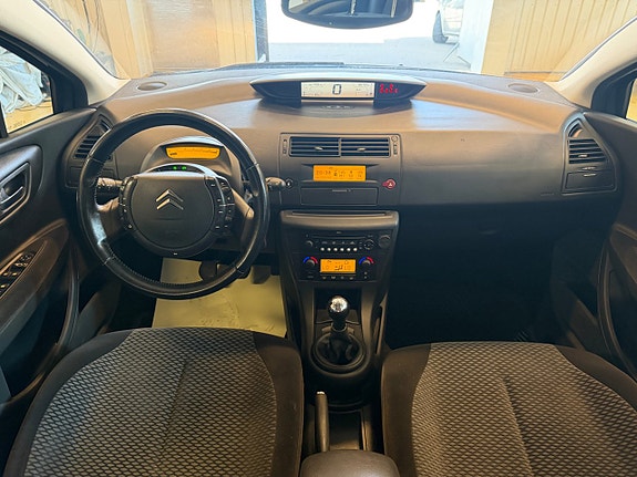Citroen C4 11 of 14