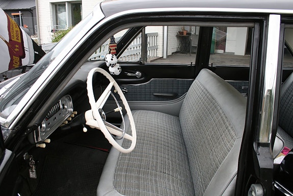 Ford Falcon 14 of 22