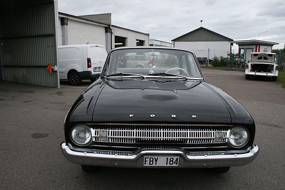 Ford Falcon 7 of 22