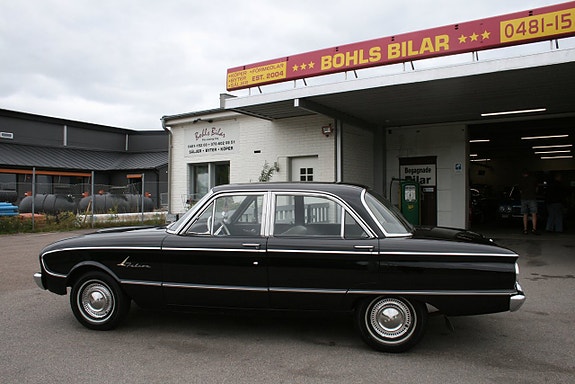 Ford Falcon 5 of 22