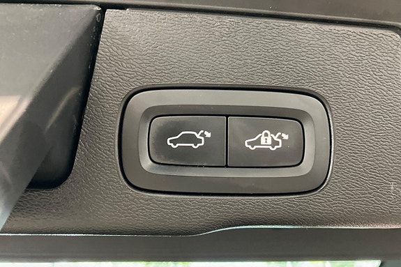 Volvo XC60 22 of 28