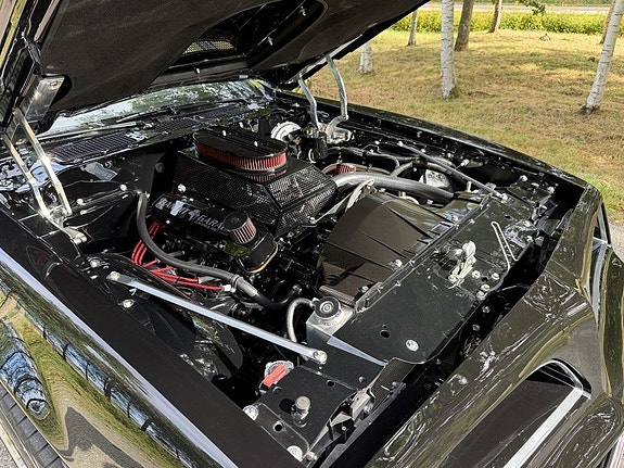 Pontiac Firebird 16 of 30