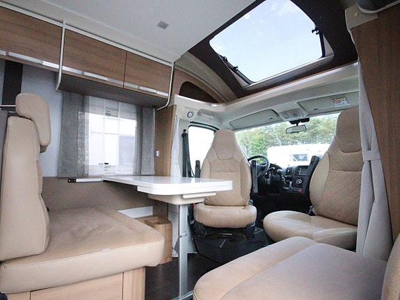 Adria Matrix Axess 670 SC (163 hk) 6 of 20