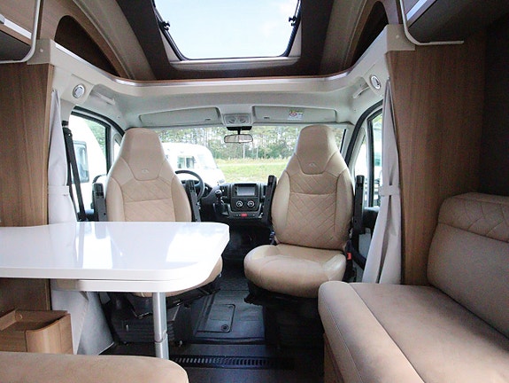 Adria Matrix Axess 670 SC (163 hk) 7 of 20