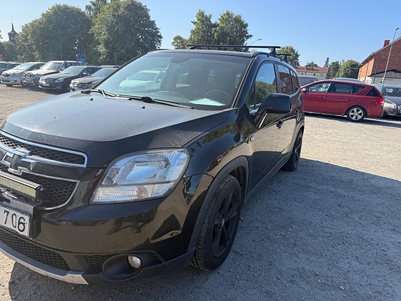 Chevrolet Orlando 3 of 8
