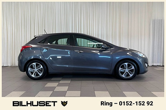 Hyundai i30 2 of 30