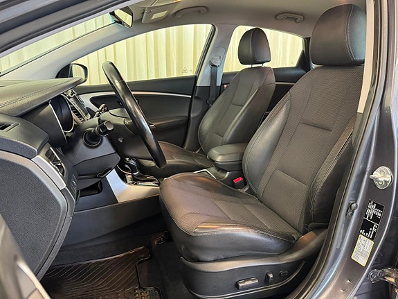 Hyundai i30 8 of 30