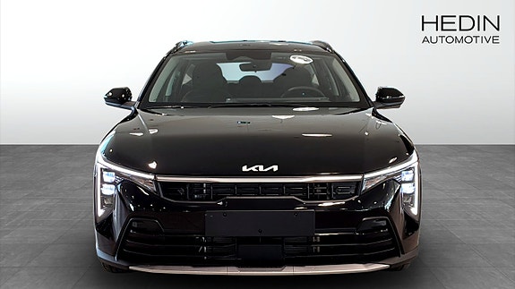 Kia K4 8 of 16