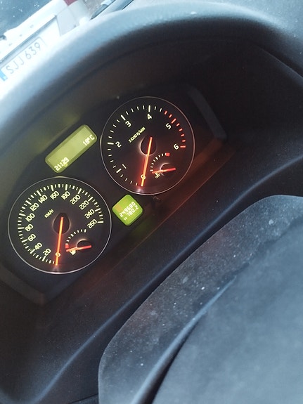 Volvo V50 3 of 4