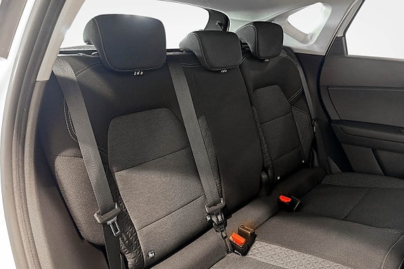 Renault Captur 10 of 15