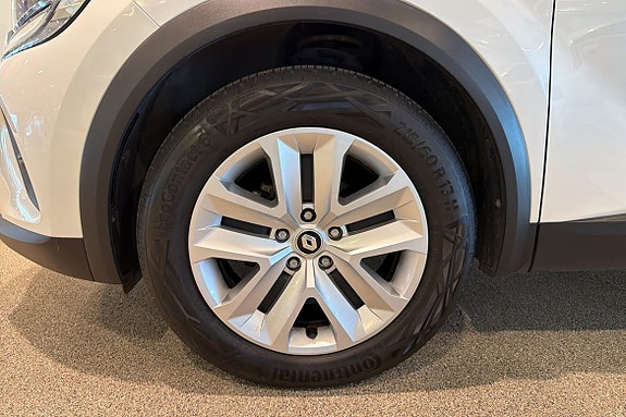 Renault Captur 11 of 15
