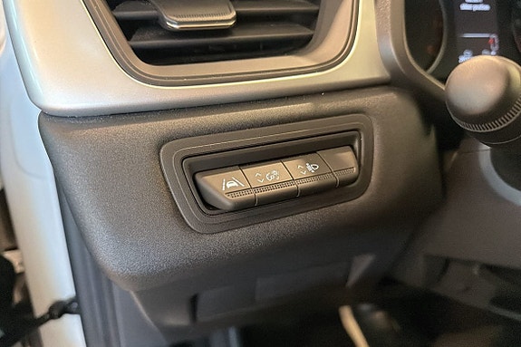 Renault Captur 13 of 15
