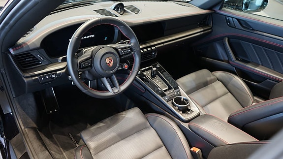 Porsche 911 9 of 9