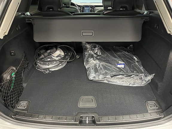 Volvo XC60 6 of 19