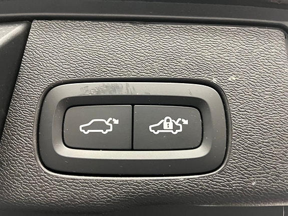 Volvo XC60 7 of 19