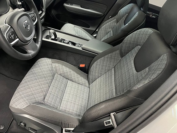 Volvo XC60 4 of 19