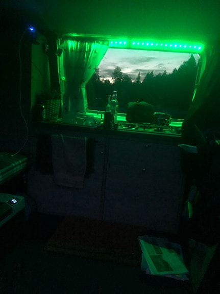 Volkswagen camper 6 of 30