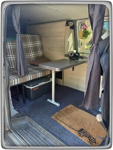 Volkswagen camper 20 of 30
