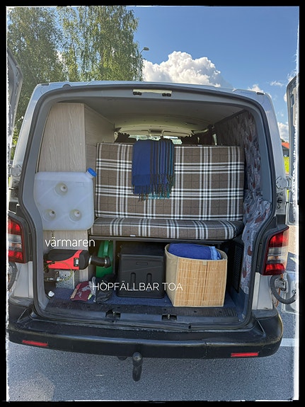 Volkswagen camper 7 of 30