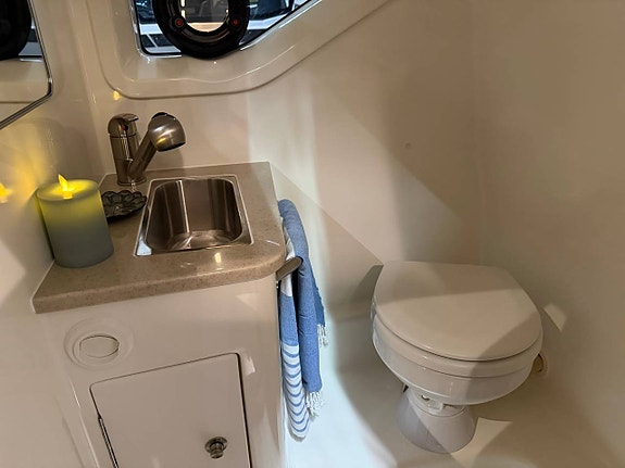 Sea Ray 265 Sundancer | Köp nu hämta till våren 12 of 12