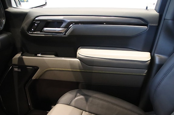 Chevrolet Silverado 1500 17 of 30