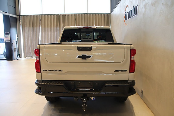 Chevrolet Silverado 1500 5 of 30