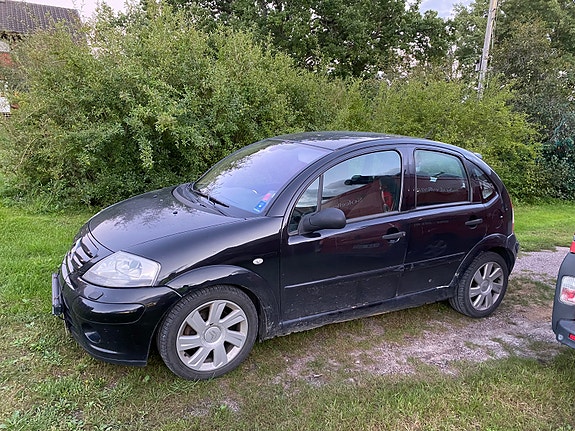 Citroen C3 2 of 2