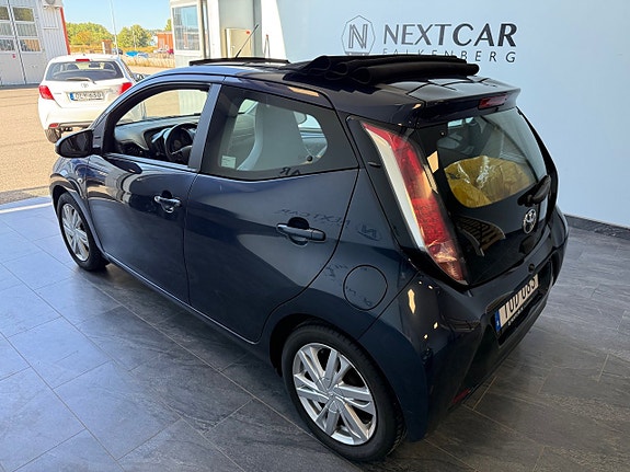 Toyota Aygo 4 of 7