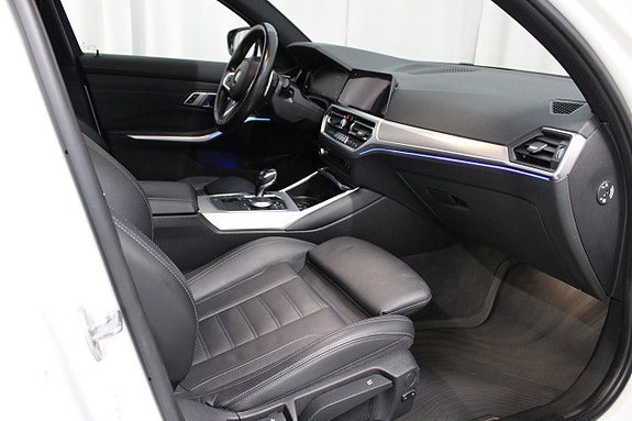 BMW 320d 20 of 30