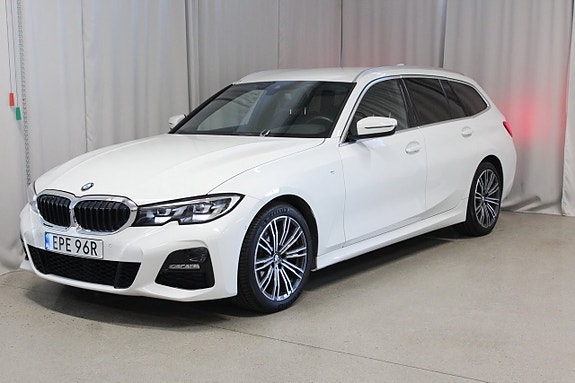 BMW 320d 12 of 30