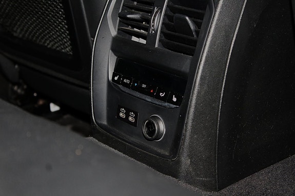 BMW 320d 24 of 30