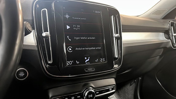 Volvo XC40 12 of 12