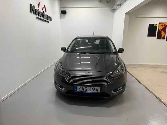 Ford Focus 13 of 15