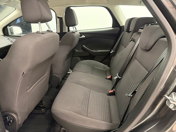 Ford Focus 11 of 15