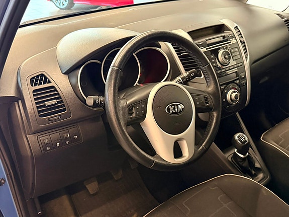 Kia Venga 6 of 14
