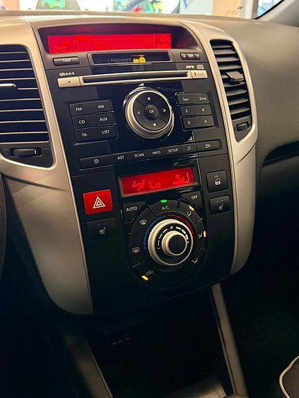 Kia Venga 7 of 14