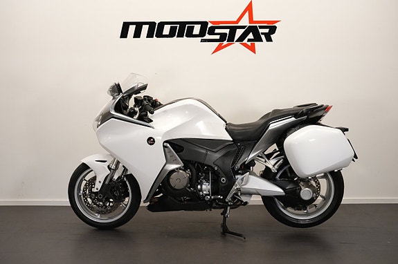 Honda VFR 1200 GRYM! 36 Mån Räntefritt 5 of 5