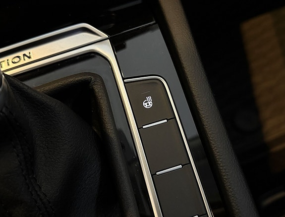 Volkswagen Passat 21 of 22