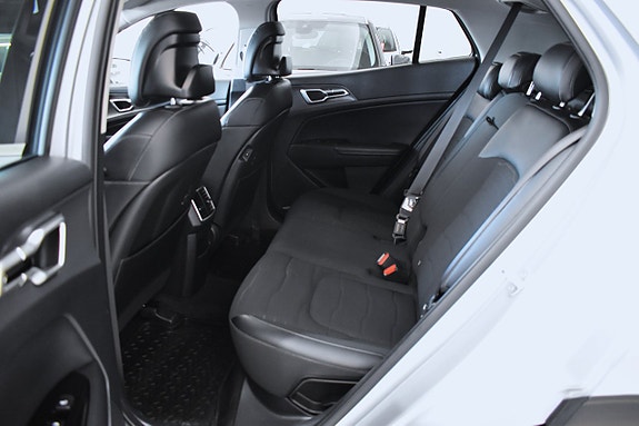 Kia Sportage 10 of 24