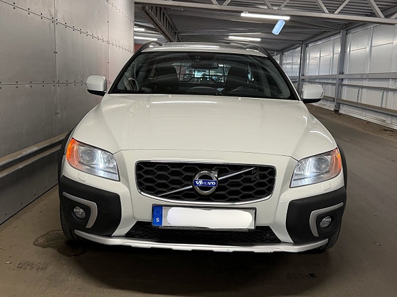 Volvo XC70 3 of 12