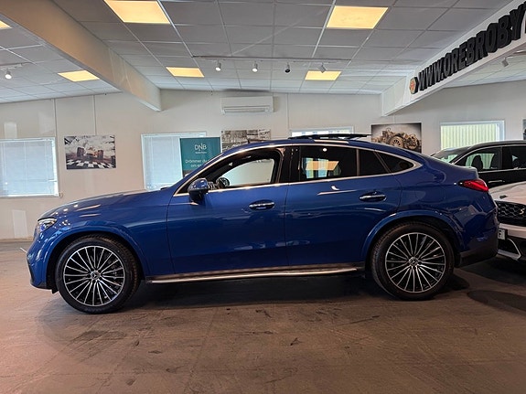 Mercedes-Benz GLC300 de 28 of 30