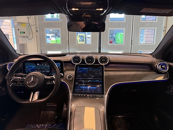 Mercedes-Benz GLC300 de 5 of 30