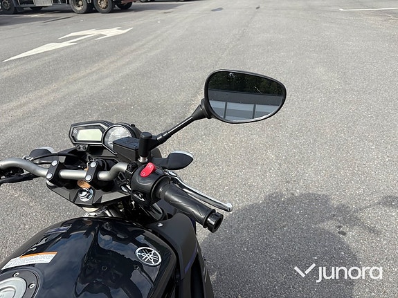 Yamaha Xj6 N 0.6 13 of 14