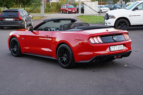 Ford Mustang 5 of 27