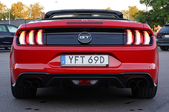 Ford Mustang 3 of 27