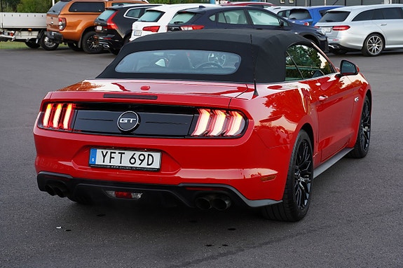 Ford Mustang 25 of 27