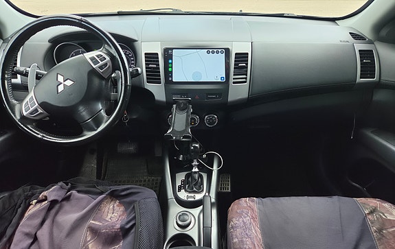 Mitsubishi Outlander 3 of 3