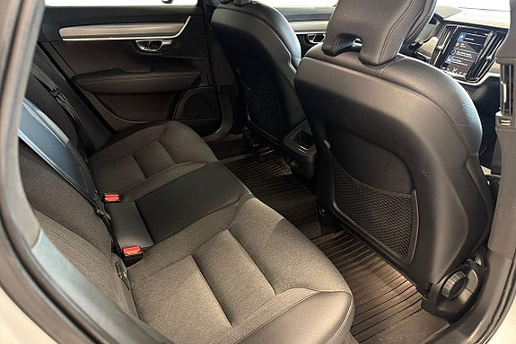 Volvo V90 9 of 26