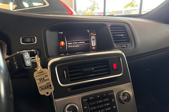 Volvo V60 15 of 27